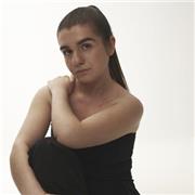 Profesora de artes escénicas y danza para niños